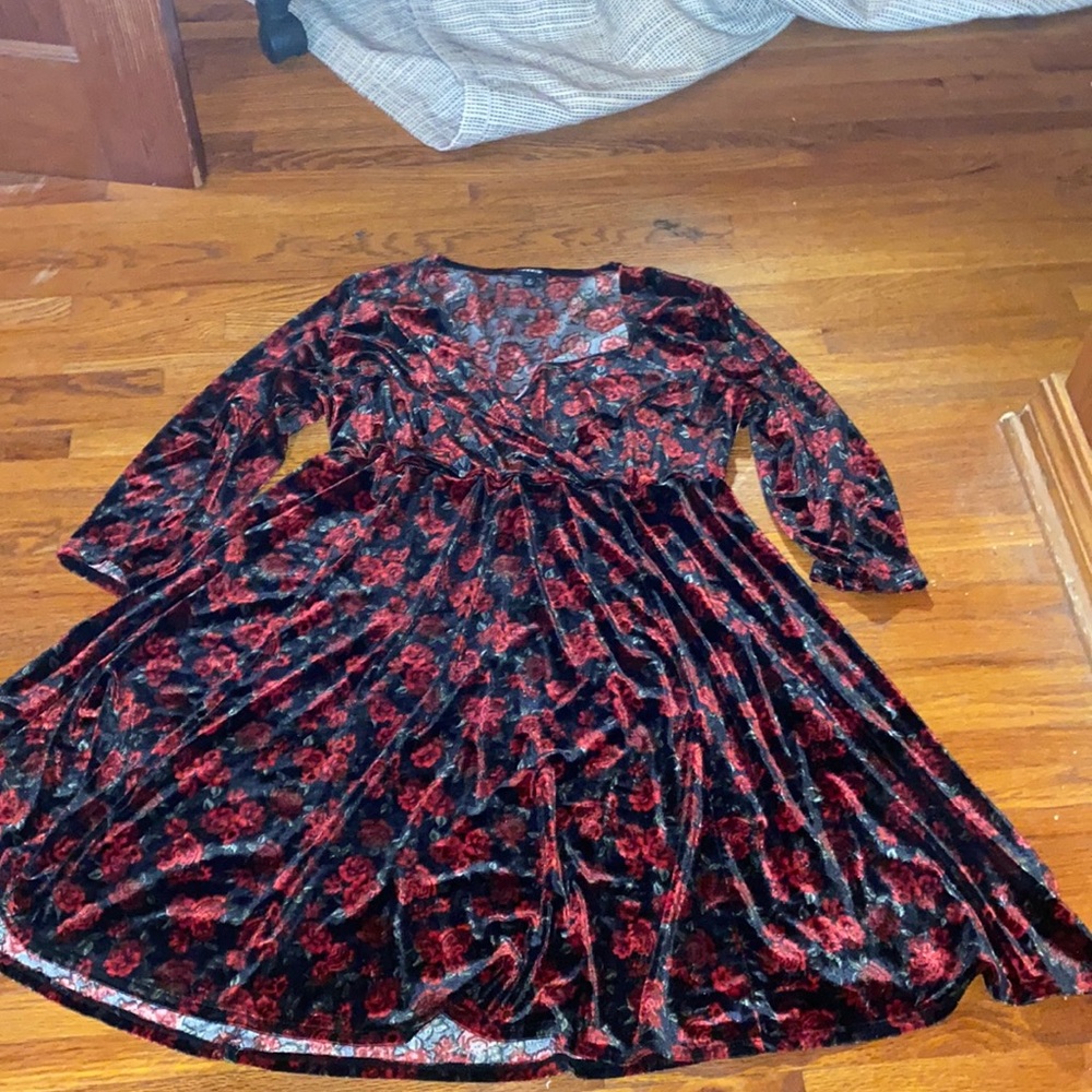 Torrid velvet floral fit & flare mini dress Torrid size 2 (US 18-20) plus size